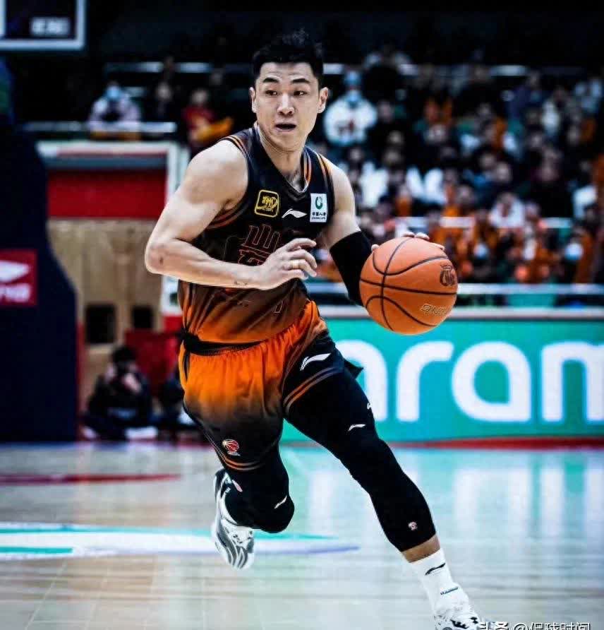 关于山东男篮首轮告捷，晋级望尘莫及的信息