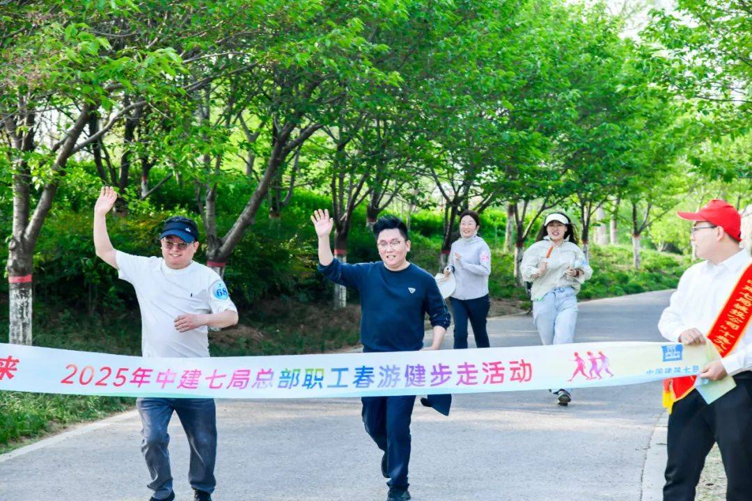 山西实现逆袭成功，士气高昂向前迈进